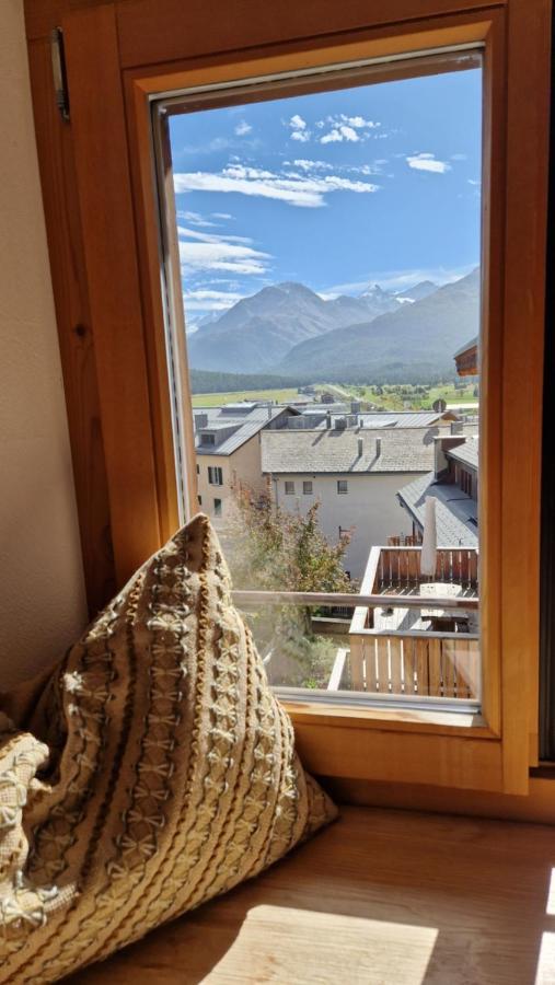 Weisses Kreuz - Crusch Alva Bed & Breakfast Samedan Exterior photo