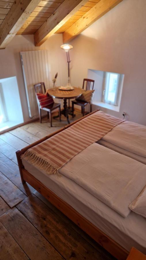 Weisses Kreuz - Crusch Alva Bed & Breakfast Samedan Exterior photo
