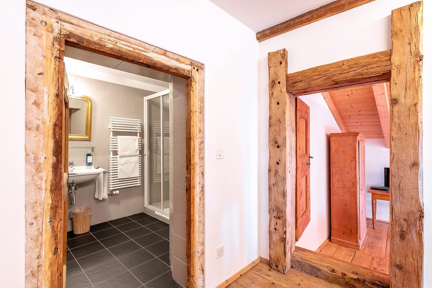 Weisses Kreuz - Crusch Alva Bed & Breakfast Samedan Exterior photo
