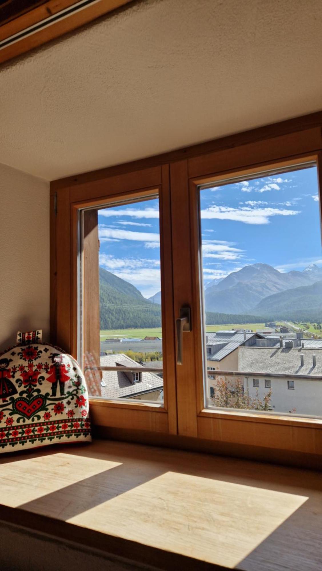 Weisses Kreuz - Crusch Alva Bed & Breakfast Samedan Exterior photo